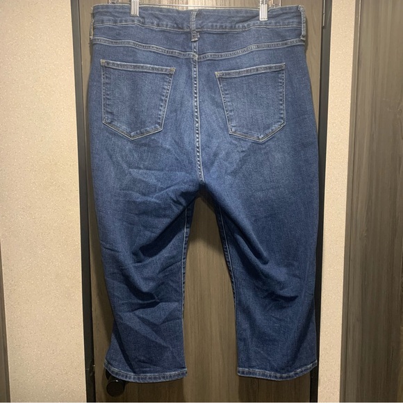 St. John’s Bay Capri Jeans Size 16W - Picture 3 of 6